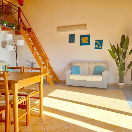 Prázdninový dům Mike House- Con Balcone A Sos Alinos *