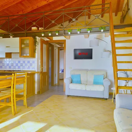 Feriehus Mike House- Con Balcone A Sos Alinos Orosei