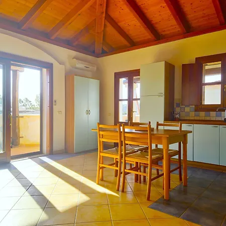 Feriehus Mike House- Con Balcone A Sos Alinos