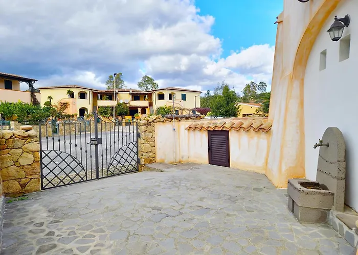 Vakantiehuis Mike House- Con Balcone A Sos Alinos